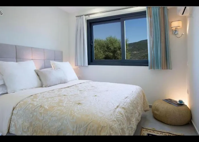 Del Mar Up To 10 Guests Amuso Bay * Evgiros